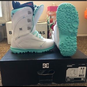 DC Snowboarding Boots